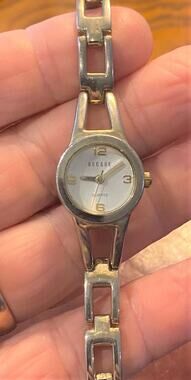 Women's 20mm ilver Tone Decade Watch, Bracelet Band